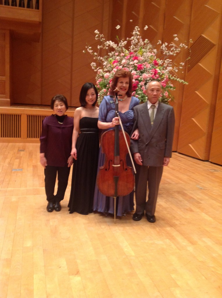 We performed at Atrion Hall in Akita, where it was still snowy in mid-April. With Christine Walevska, and Mr. and Mrs. Saito from Akita.